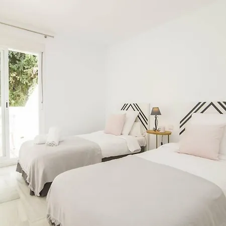 Townhouse Naranjos * Marbella